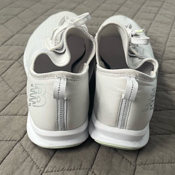 New balance sneaker, Nergize, womens size 10, very light grey - Picture 8 of 8